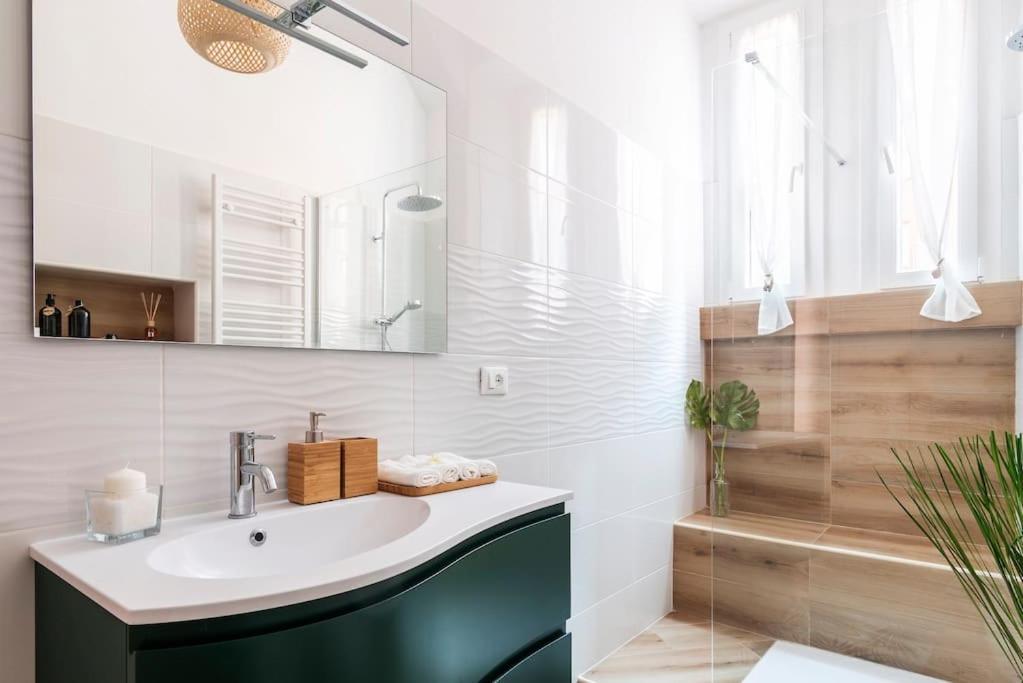 New Jungle & Charming Flat - Zona De Angeli Lejlighed Milano Eksteriør billede